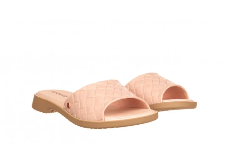 klapki_azaleia_simone_com_1-3.webp Klapki Simone Comfy Flat Rast Nude Beige 198018, Róż/Beż, Tworzywo | Azaleia Fashion