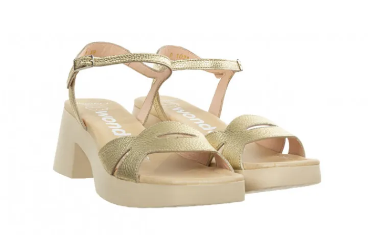 sanday_wonders_d_platino__1.webp Sandały D-1021 Platino 138029, Złoty, Skóra naturalna | Wonders Sale