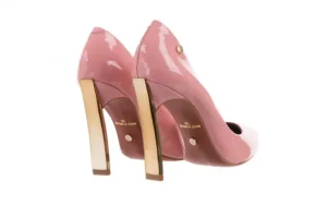 Szpilki -067 118706L Jasnoróżowe, Skóra naturalna lakierowana | Bayla Hot