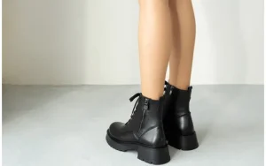 Trzewiki -161 177 4011 Black 161621, Czarny, Skóra naturalna | Bayla Clearance